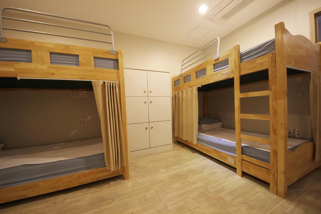 Hostel The New Day Pusan Pokoj fotografie