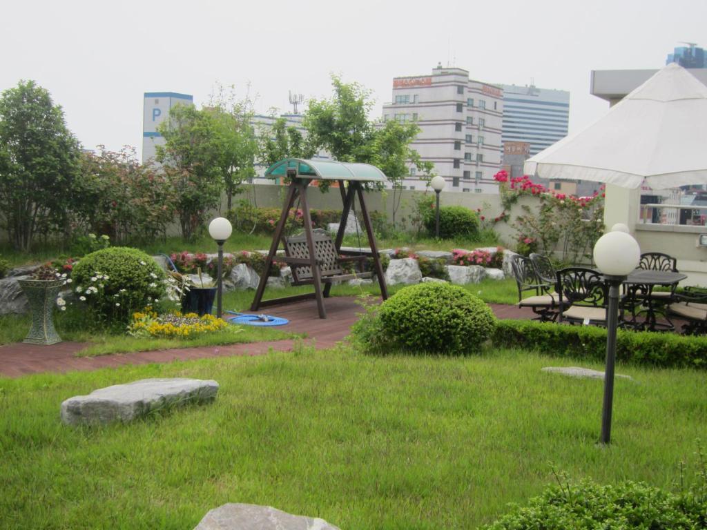 Hostel The New Day Pusan Exteriér fotografie