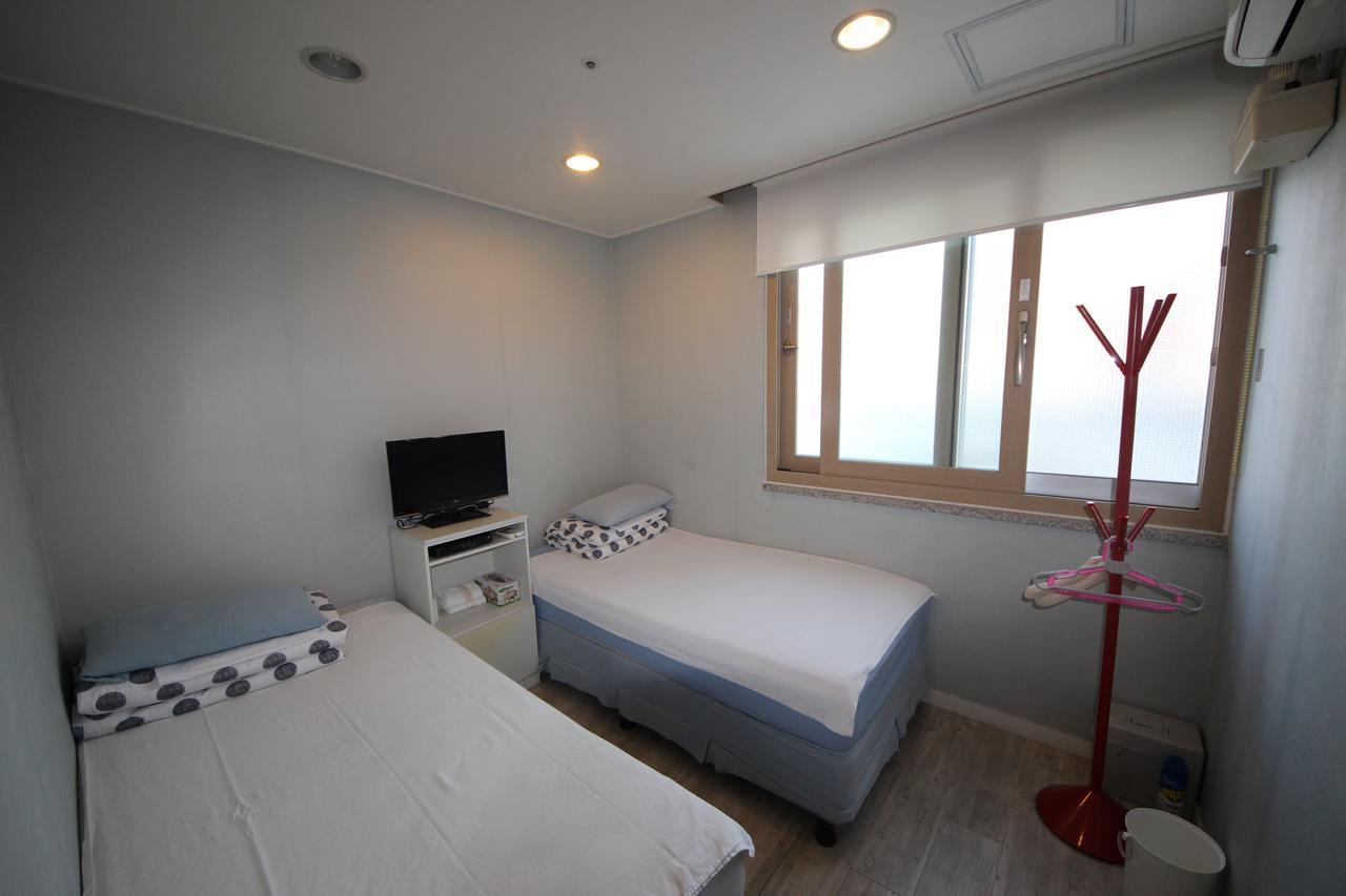 Hostel The New Day Pusan Exteriér fotografie