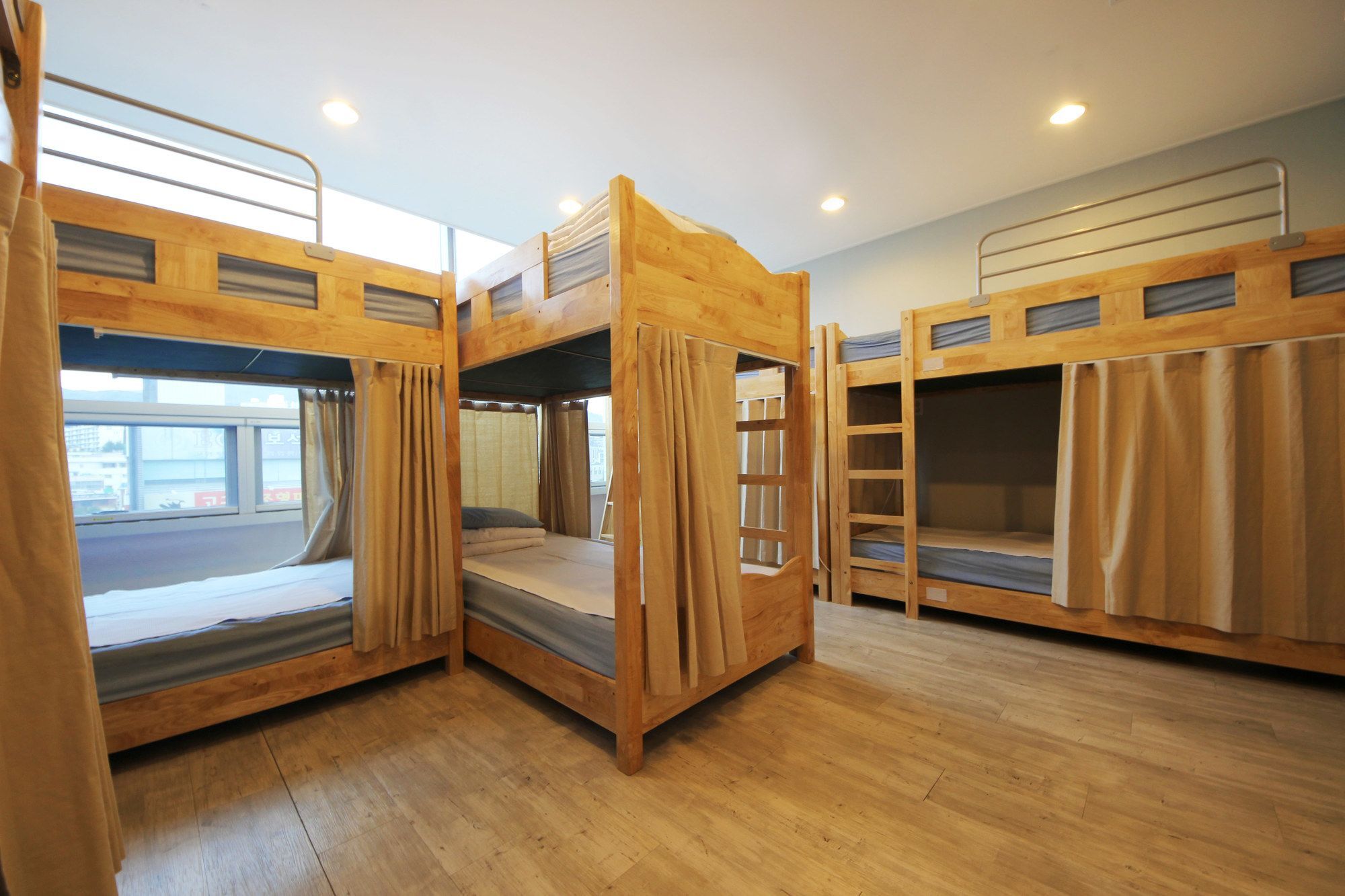Hostel The New Day Pusan Exteriér fotografie
